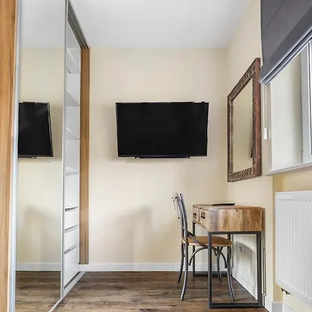 Pod Warszawa & & Grota Solna Villa Rybie