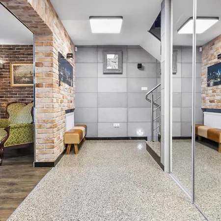 Villa Pod Warszawa & & Grota Solna