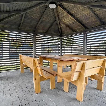 Villa Pod Warszawa & & Grota Solna