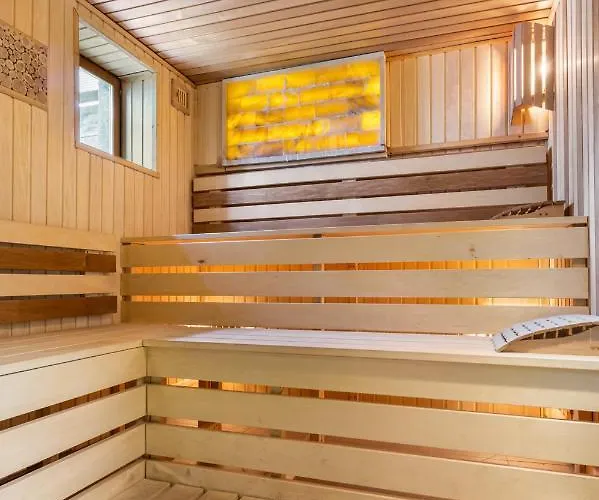 Willa Pod Warszawą&spa&grota Solna Rybie