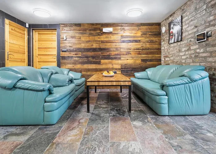 Willa Pod Warszawą&spa&grota Solna